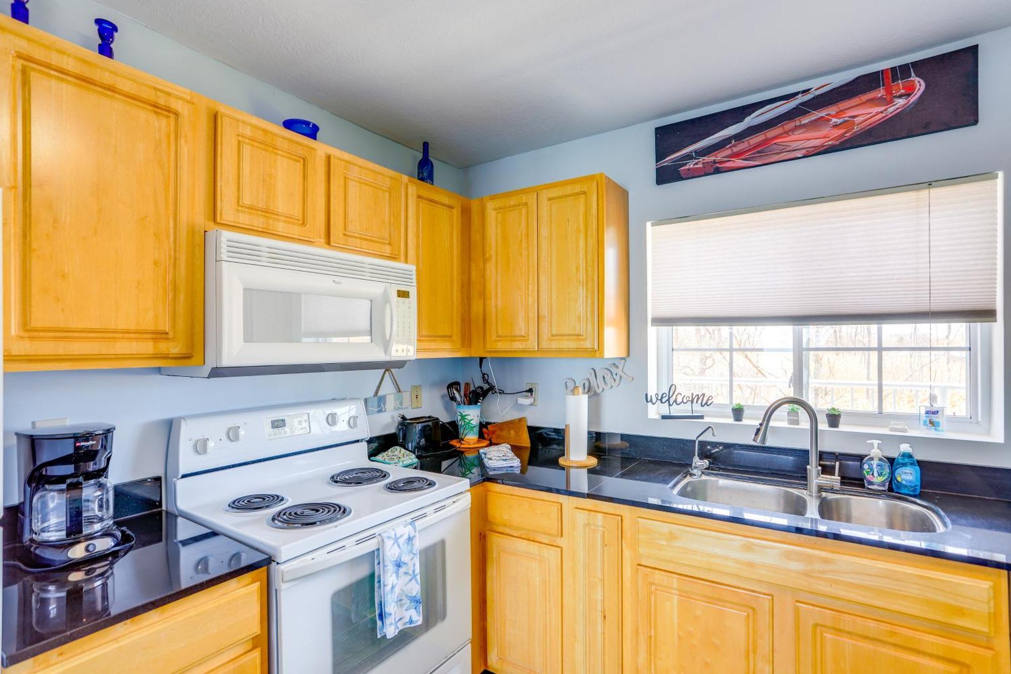 Cozy Middle Bass Island Getaway On Lake Eerie! Put-in-Bay Eksteriør bilde